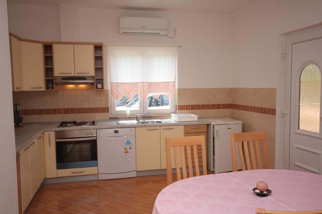 Apartment Supetarska Draga - Donja 2013b Bagian luar foto